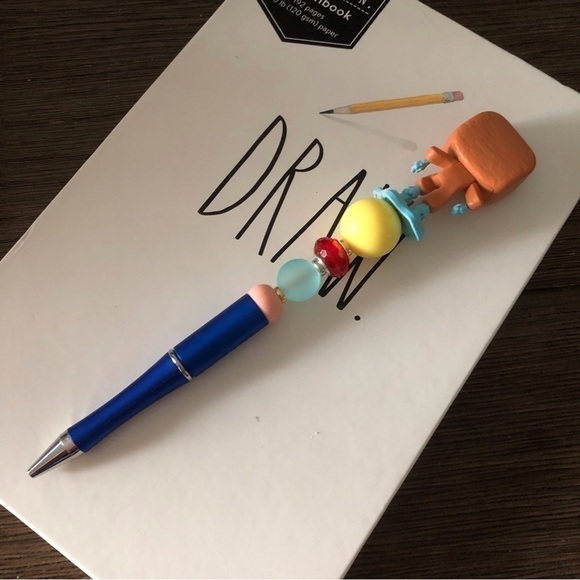 Marvel Gingerbread man handmade beaded pen: Ironman - Picture 2 of 3